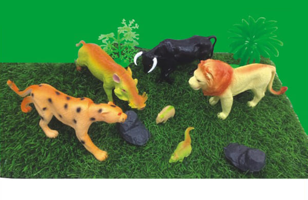 Bộ đồ chơi con thú trong rừng bằng nhựa